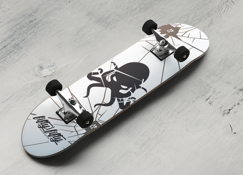 Complete Skateboard- The Squid